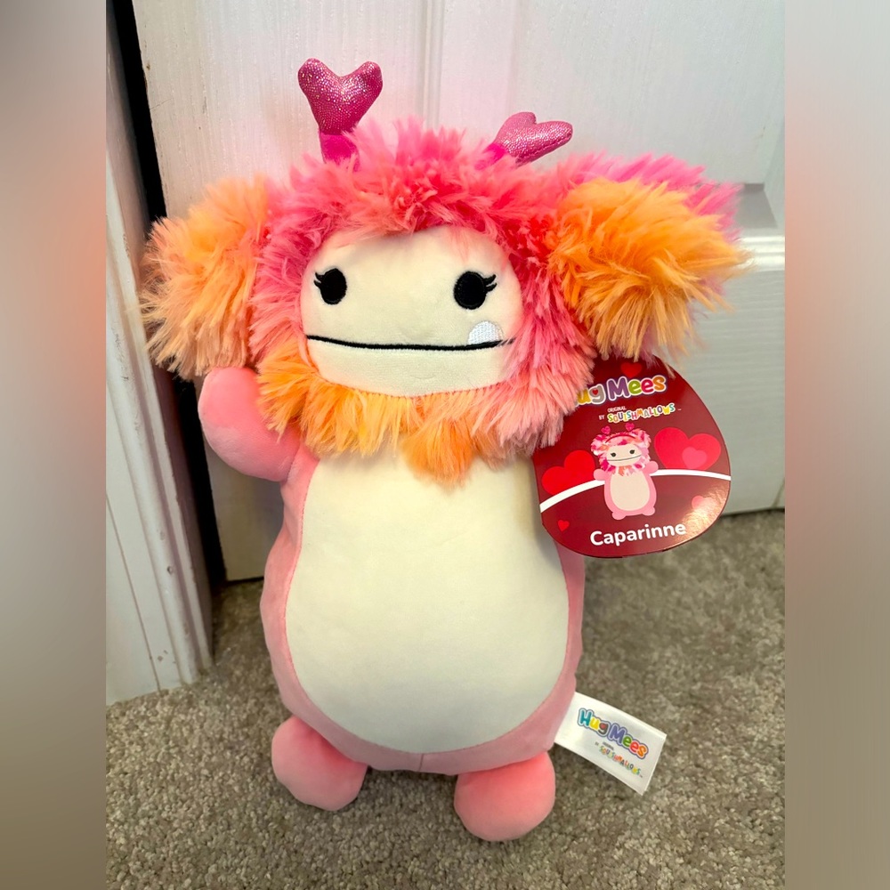 NWT 10” Caparinne the Valentines Bigfoot Squishmallow Hugmee
